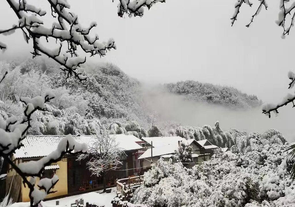 Zhangjiajie Yueranju Hostel Exterior foto